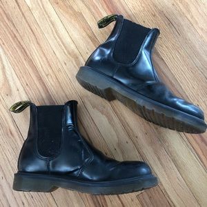 Dr Martens Chelsea Boots